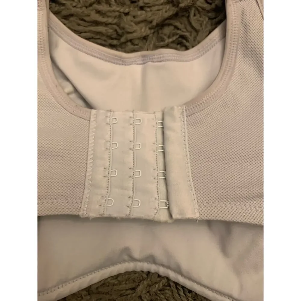 Women’s Wacoal Fitness Sports Bra Underwire 36H * see 2nd picture for defect